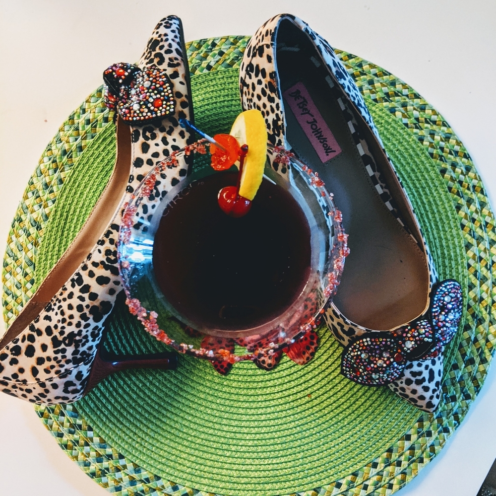 Meet your Posher, Marilyn